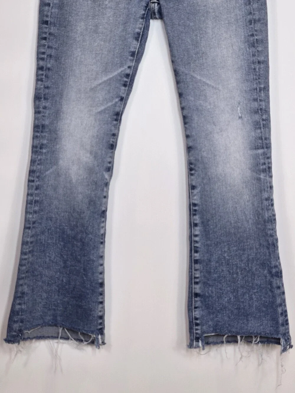 AG Adriano Goldschmied Farrah High Rise Boot Crop Distressed Jean Step Hem 26